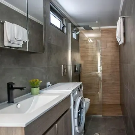 Apartment μ1ke5 Corner *