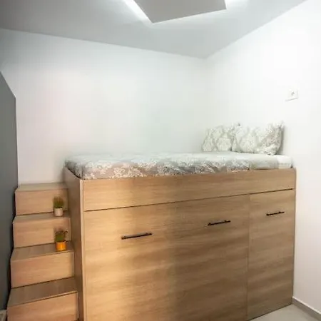 Apartment μ1ke5 Corner *