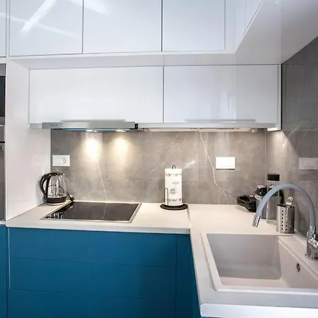 μ1ke5 Corner Apartment *